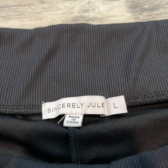 Sincerely Jules Black Athletic Skort, Bungee Elastic Waist, Pockets - Size Large - Picture 4 of 8